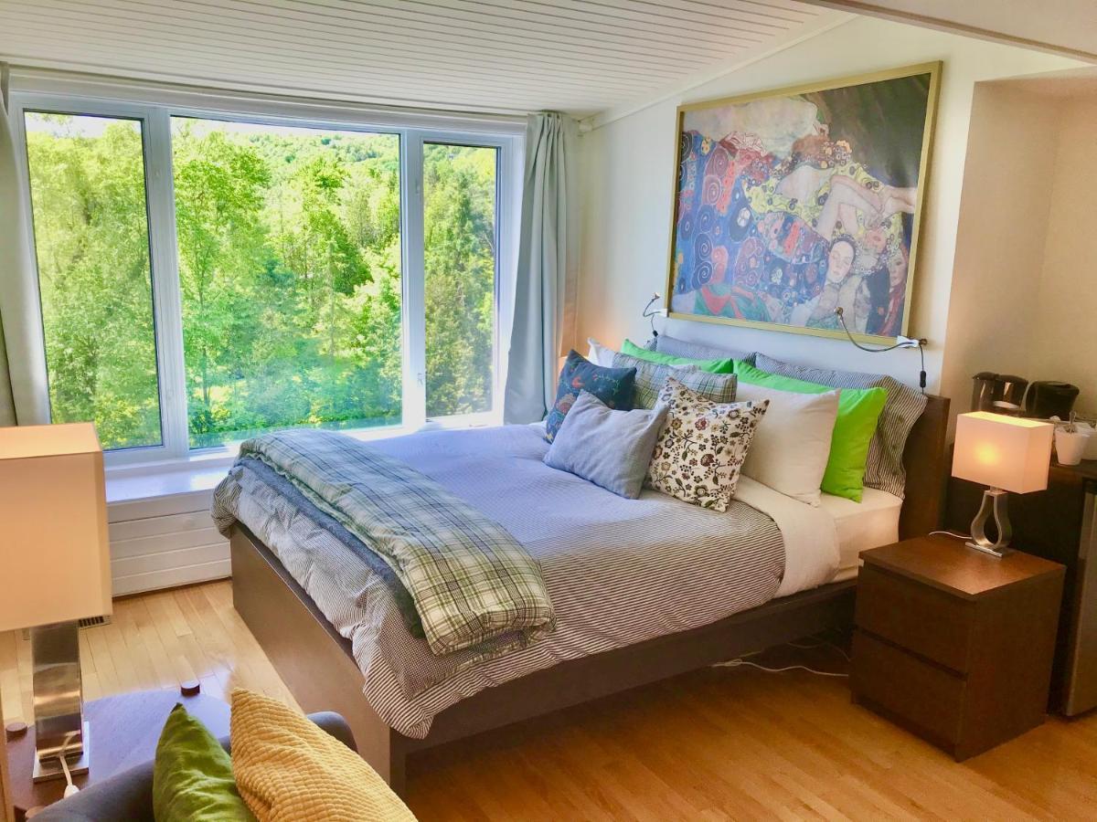 Auberge Tom B&B Chelsea Extérieur photo